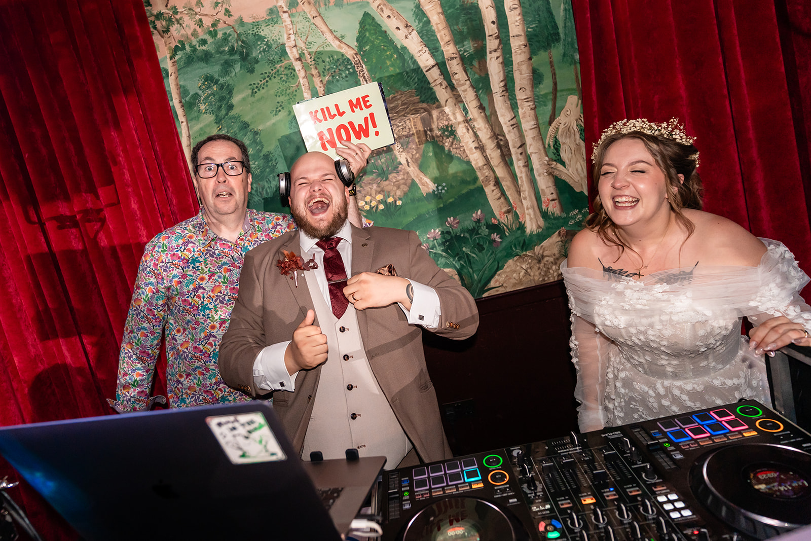 Rachel and Connor Wedding dj battle, Brian laughing with them