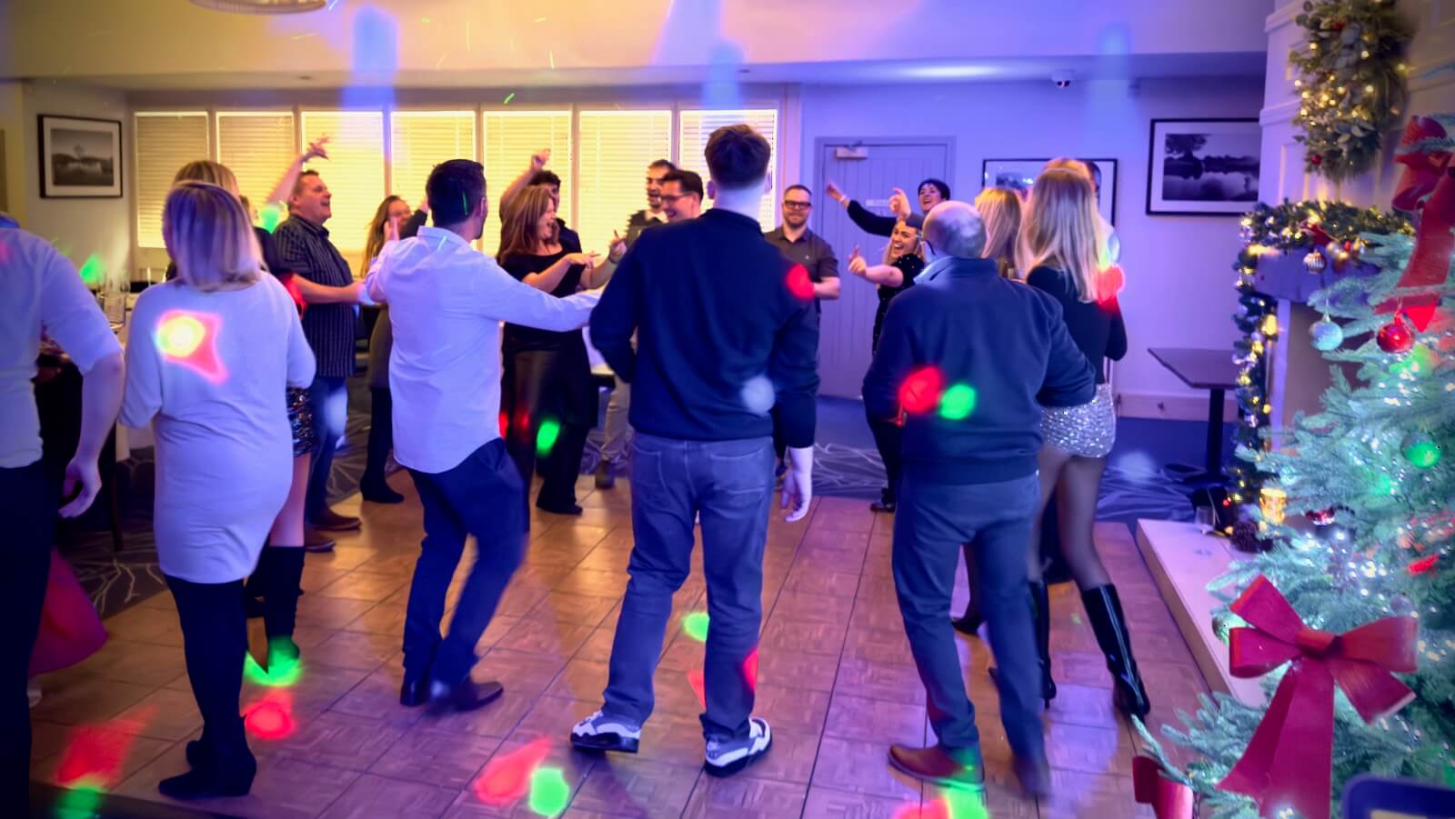 slinfold golf club xmas party 2025 guests dancing